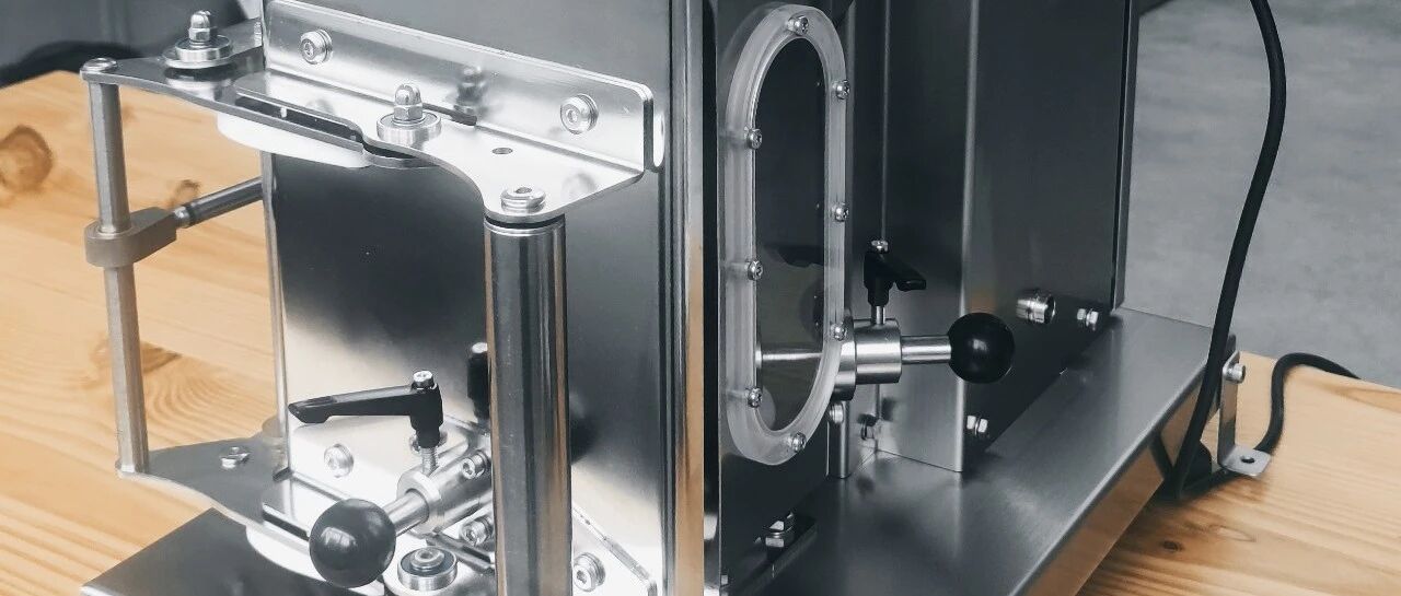 X35C1 半自动真空旋盖机 自动开关门